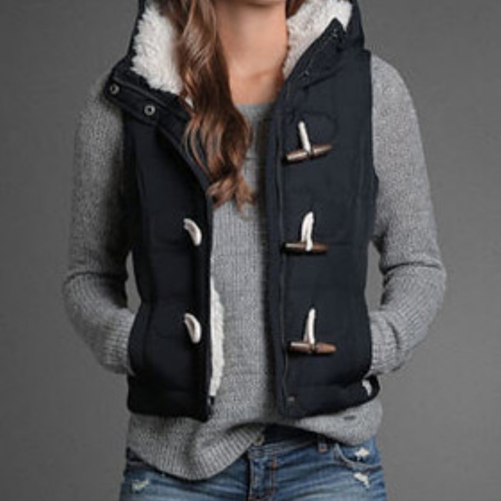 Abercrombie & Fitch XS Black Vest White Teddy Lined Feather Goose Down Puffer